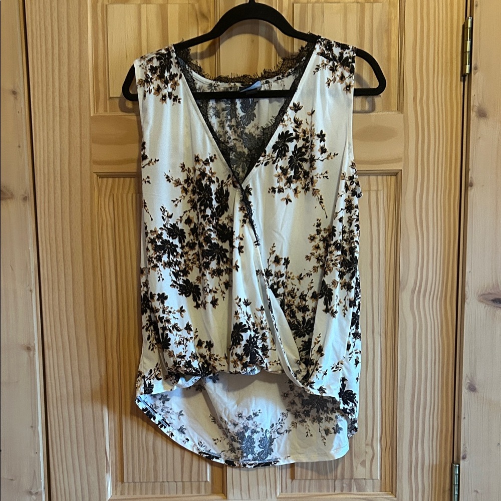 Daytrip Black and White Floral Blouse